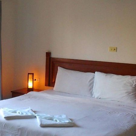 Отель Sawasdee Mansion Patong Экстерьер фото
